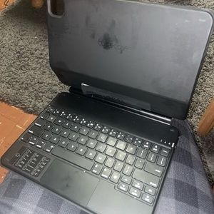 Black keyboard for IPad Pro 11 inch